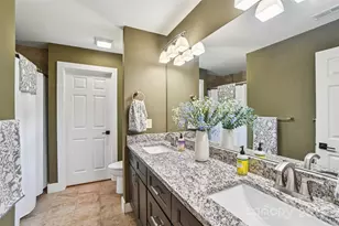 8 Apple Ln, Asheville, NC 28804 - Photo 23