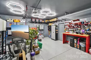 8 Apple Ln, Asheville, NC 28804 - Photo 31