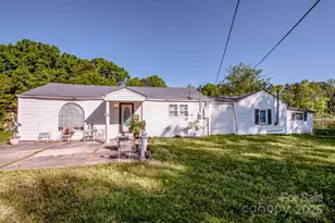 524 Dawn Cir, Charlotte, NC 28213 - Photo 7