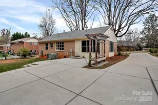 403 Hillcrest Dr, Huntersville, NC 28078 - Photo 5