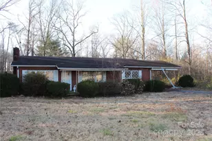 3240 Vashti Rd, Taylorsville, NC 28681 - Photo 3
