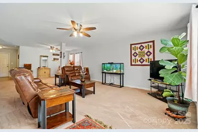 3272 Saddlebrook Drive, Midland, NC 28107 - Photo 11