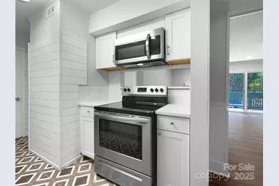 4936 Sardis Road #B, Charlotte, NC 28270 - Photo 13