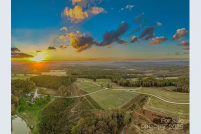 153 Badenyon Place, Union Grove, NC 28689 - Photo 3