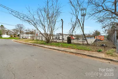 2215 West Boulevard, Charlotte, NC 28208 - Photo 9