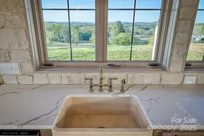 2013 Hitching Post Trail, Lenoir, NC 28645 - Photo 19