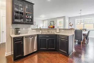 10118 Castlebrooke Dr, Concord, NC 28027 - Photo 15