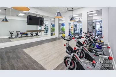 14325 Plantation Park Boulevard #Dilworth w/ Solarium, Charlotte, NC 28277 - Photo 3