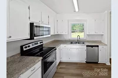 4700 Misty Hill Lane, Gastonia, NC 28056 - Photo 7