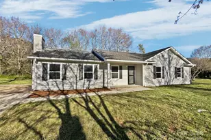 4700 Misty Hill Ln, Gastonia, NC 28056 - Photo 1