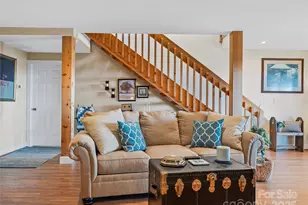 288 Hawks Point Dr, Zirconia, NC 28790 - Photo 21