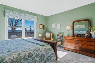 288 Hawks Point Dr, Zirconia, NC 28790 - Photo 17