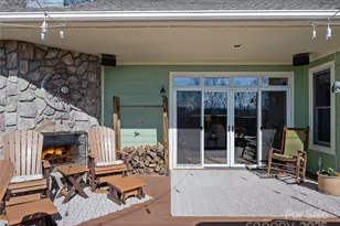 288 Hawks Point Dr, Zirconia, NC 28790 - Photo 33