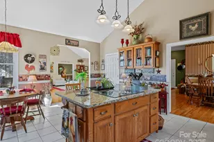 288 Hawks Point Dr, Zirconia, NC 28790 - Photo 11