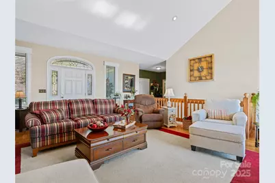 288 Hawks Point Drive, Zirconia, NC 28790 - Photo 5