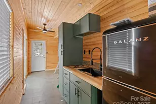 137 Red Maple Ln, Burnsville, NC 28714 - Photo 33