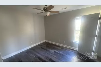 1134 Riverside Drive, Charlotte, NC 28214 - Photo 11