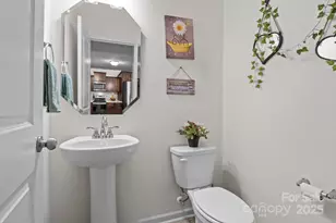 111 Buoy Ln, Statesville, NC 28677 - Photo 15