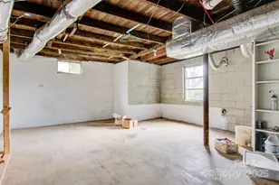 403 Spruce St, Lenoir, NC 28645 - Photo 13