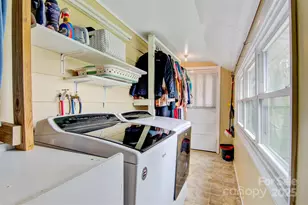 403 Spruce St, Lenoir, NC 28645 - Photo 7