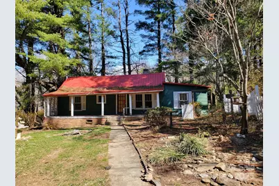 28 Plemmons Street, Canton, NC 28716 - Photo 1