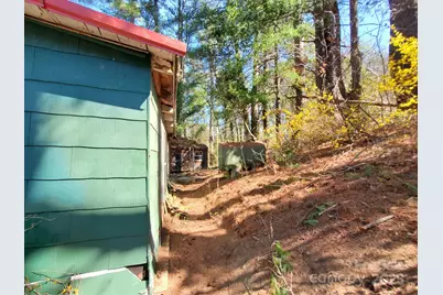 28 Plemmons Street, Canton, NC 28716 - Photo 17