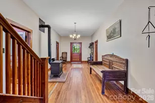 305 Ficker Cir, Hendersonville, NC 28739 - Photo 9