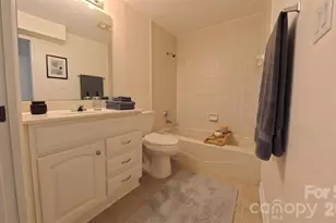 1832 J Julian Ln, Charlotte, NC 28208 - Photo 5