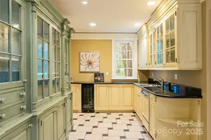 31 Busbee Rd, Asheville, NC 28803 - Photo 21