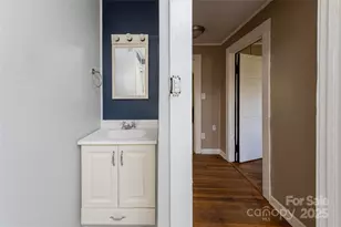 2 Evergreen Ave, Asheville, NC 28806 - Photo 15