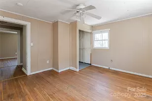 2 Evergreen Ave, Asheville, NC 28806 - Photo 13