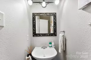 2011 Dunsmore Ln, Waxhaw, NC 28173 - Photo 11