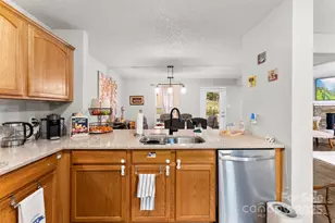 2011 Dunsmore Ln, Waxhaw, NC 28173 - Photo 13