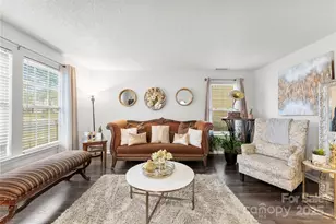 2011 Dunsmore Ln, Waxhaw, NC 28173 - Photo 3