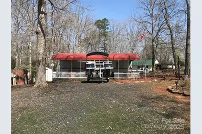 149 Deer Park Road #D26/27, Mount Gilead, NC 27306 - Photo 5