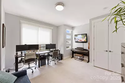 1651 Duckworth Avenue, Charlotte, NC 28208 - Photo 21