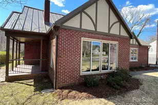 634 Rutherford Road S, Marion, NC 28752 - Photo 3