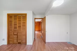 384 Flat Creek Rd, Fairview, NC 28730 - Photo 13