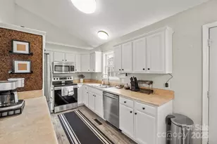 123 Scotch Irish Ln, Troutman, NC 28166 - Photo 9