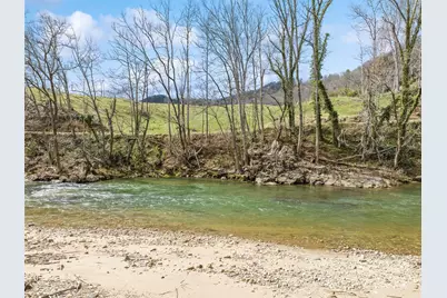 21 Riverbend Road, Canton, NC 28716 - Photo 17