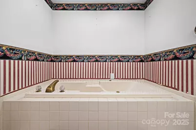 3730 Club House Drive NE, Conover, NC 28613 - Photo 17