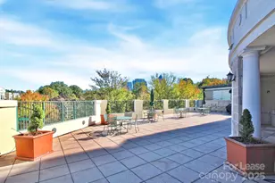 300 W 5th St, Charlotte, NC 28202 - Photo 13