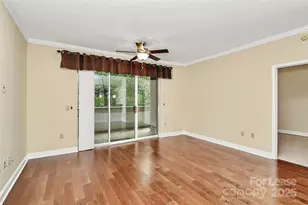 300 W 5th St, Charlotte, NC 28202 - Photo 21