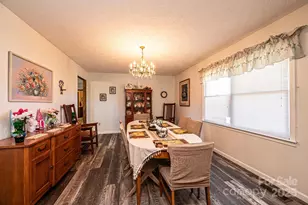 1221 Connelly Springs Rd, Lenoir, NC 28645 - Photo 17