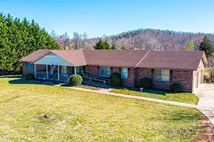 1221 Connelly Springs Rd, Lenoir, NC 28645 - Photo 1