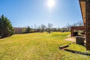 1221 Connelly Springs Rd, Lenoir, NC 28645 - Photo 13