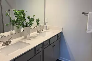 5107 Orchardview Wy, Charlotte, NC 28216 - Photo 11