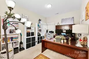 8619 Delamere Ln, Charlotte, NC 28269 - Photo 15