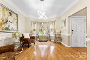 8619 Delamere Ln, Charlotte, NC 28269 - Photo 9