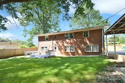 3612 Winterfield Place, Charlotte, NC 28205 - Photo 3